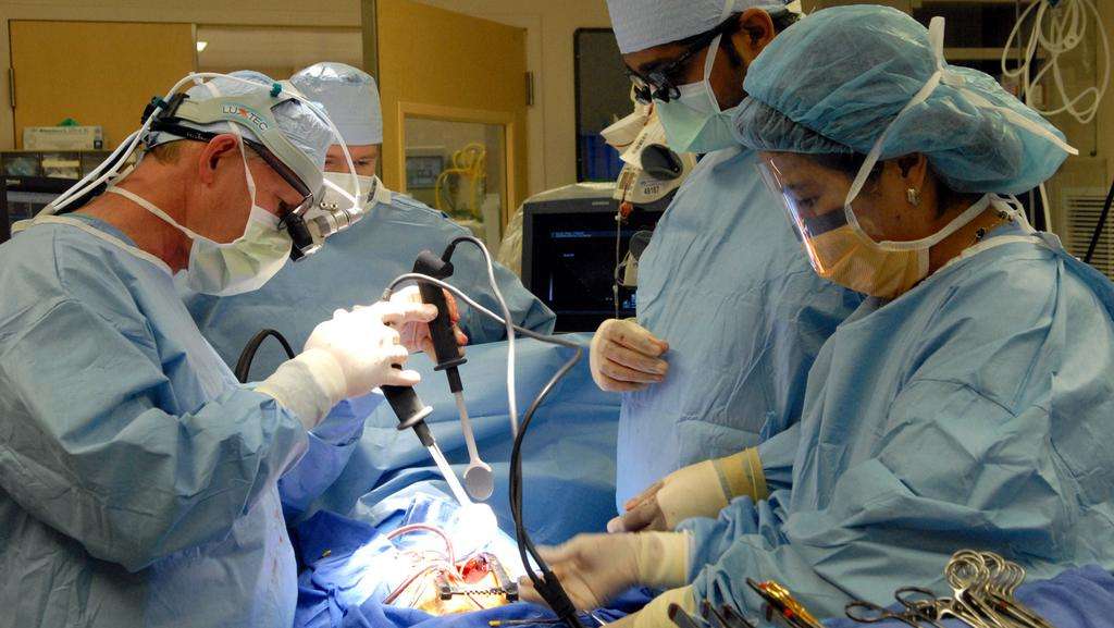 Heart surgery infection risk: Victorian patients warned ...