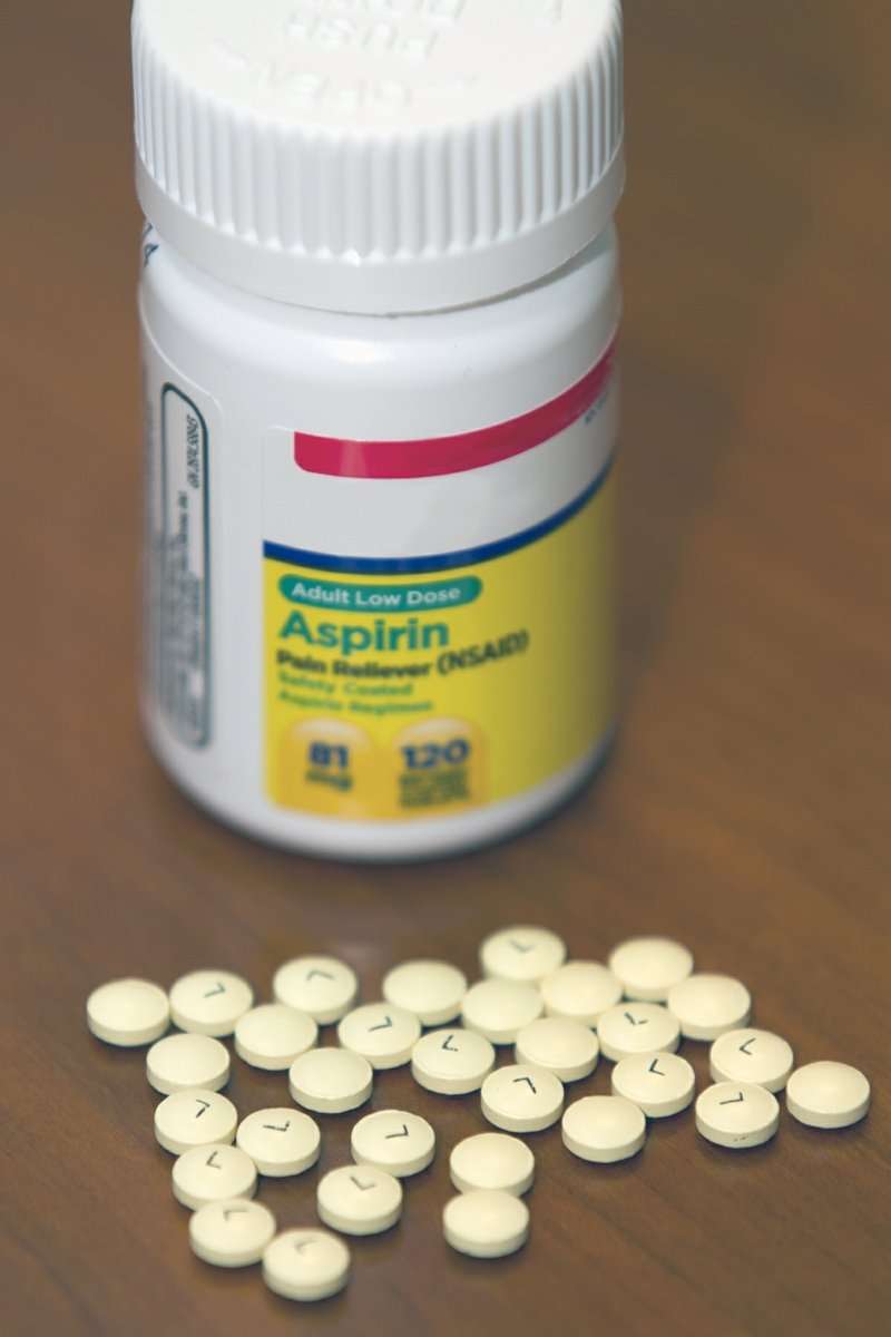 Quitting daily aspirin therapy may increase second heart ...