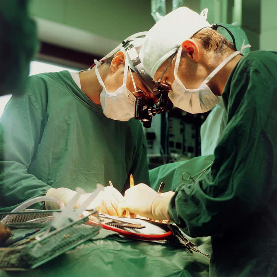 Surgeons Performing Open Heart Microsurgery Photograph by Cc Studio ...